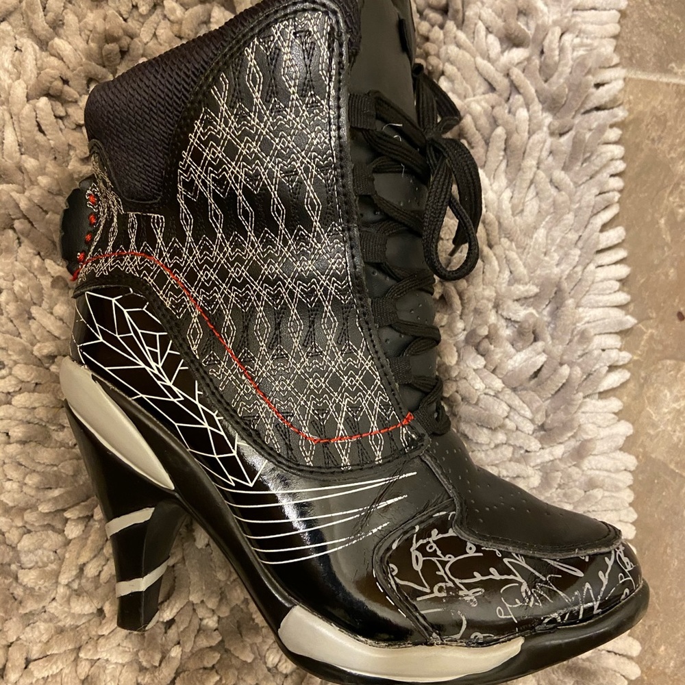 Authentic Jordan Heels